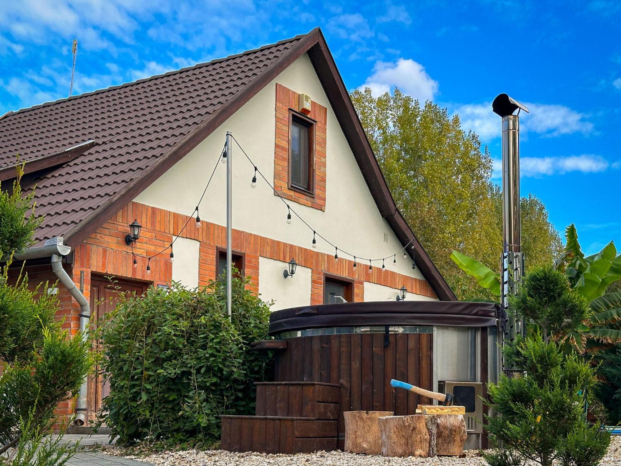 Posteleki Vendeghaz-Nyugalom Szigetei Villa Гюла Екстериор снимка